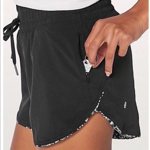 Lululemon Choose A Side Short 3"